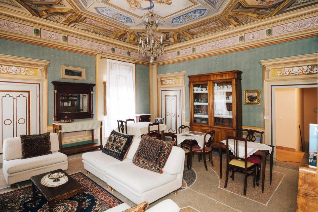 Villa Moris Bed And Breakfast Tavarnelle Val di Pesa Exterior photo