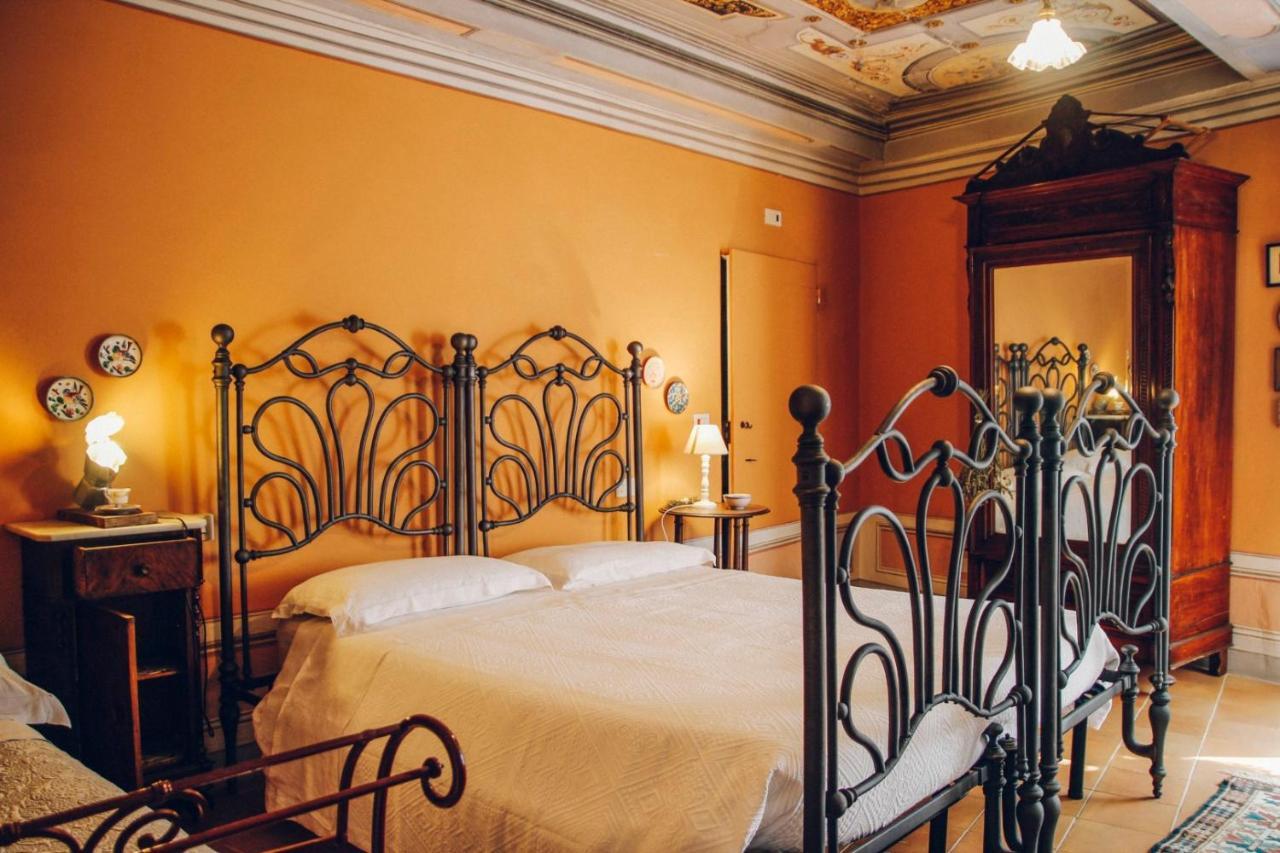 Villa Moris Bed And Breakfast Tavarnelle Val di Pesa Exterior photo